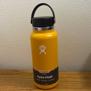 32 Ounce Hydro Flask Wide Mouth Flex Cap